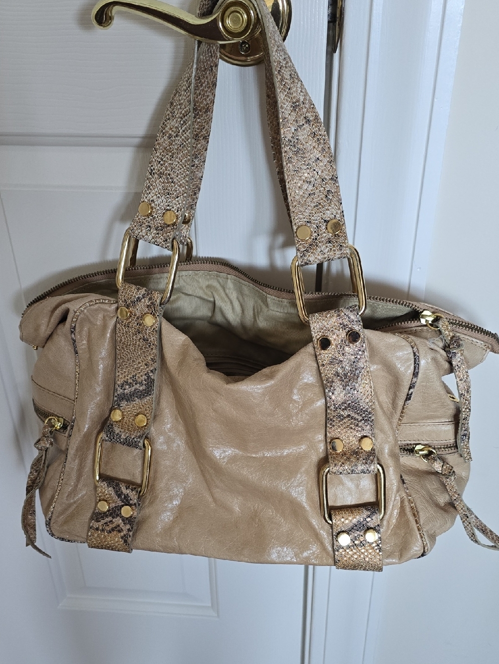 Doncaster Beige Shoulder Bag with Snake-Print Straps